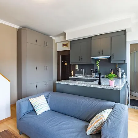 Central And Modern Duplex Apartment In Sisli *